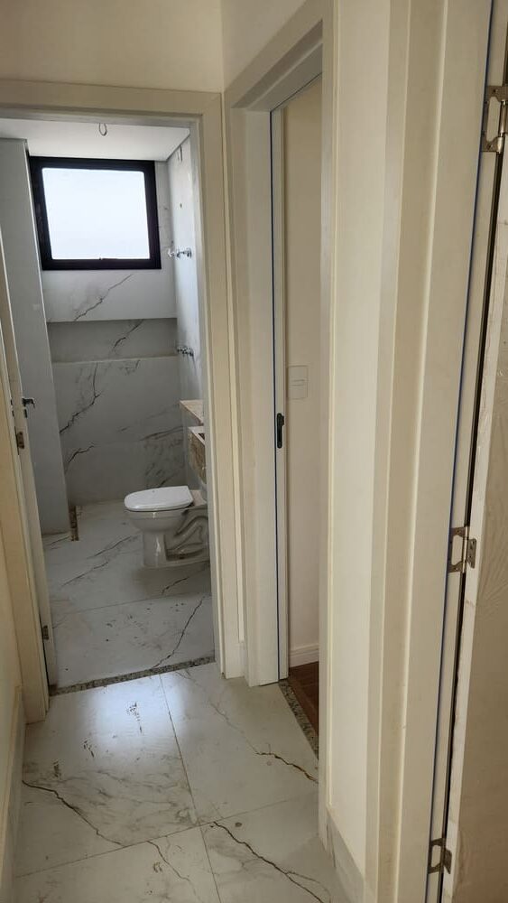 Corredor e banho social